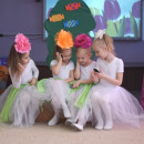 Утренник 8 Марта "Конфетное дерево"
